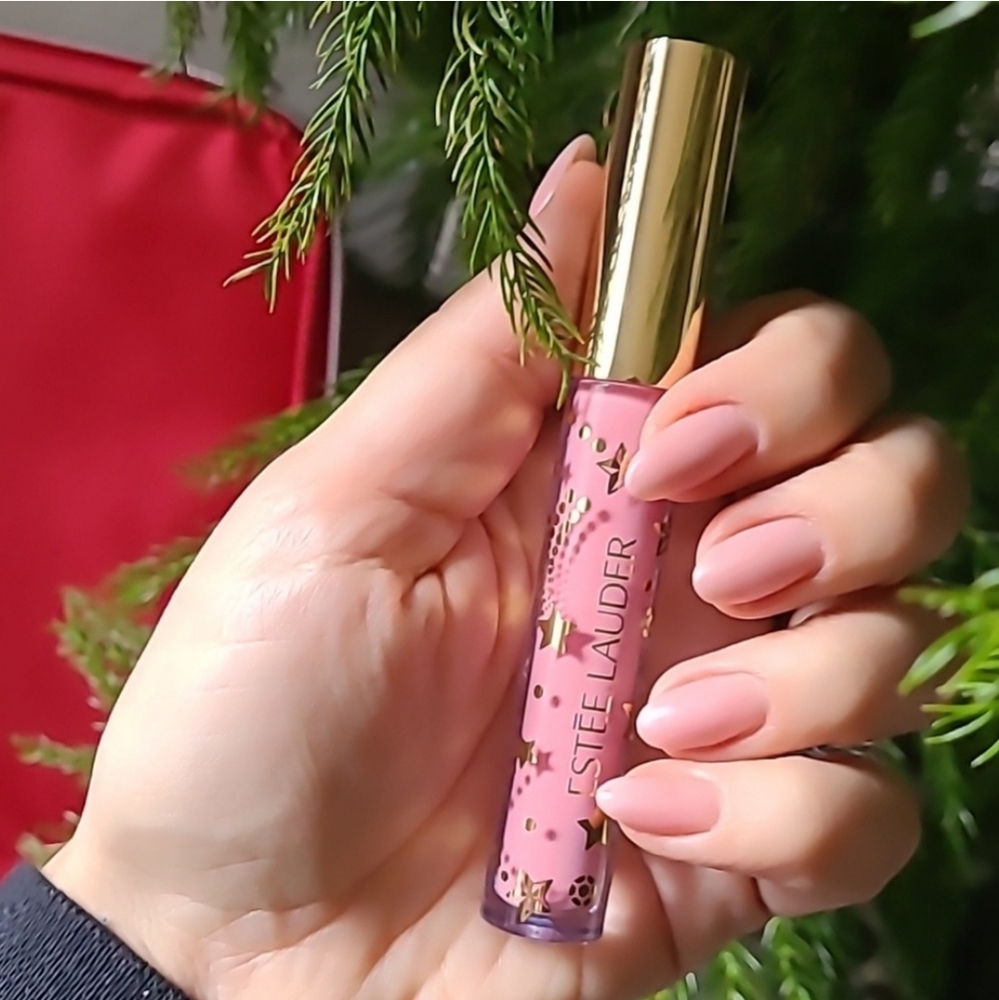 Estee Lauder Pink Lip Gloss new
